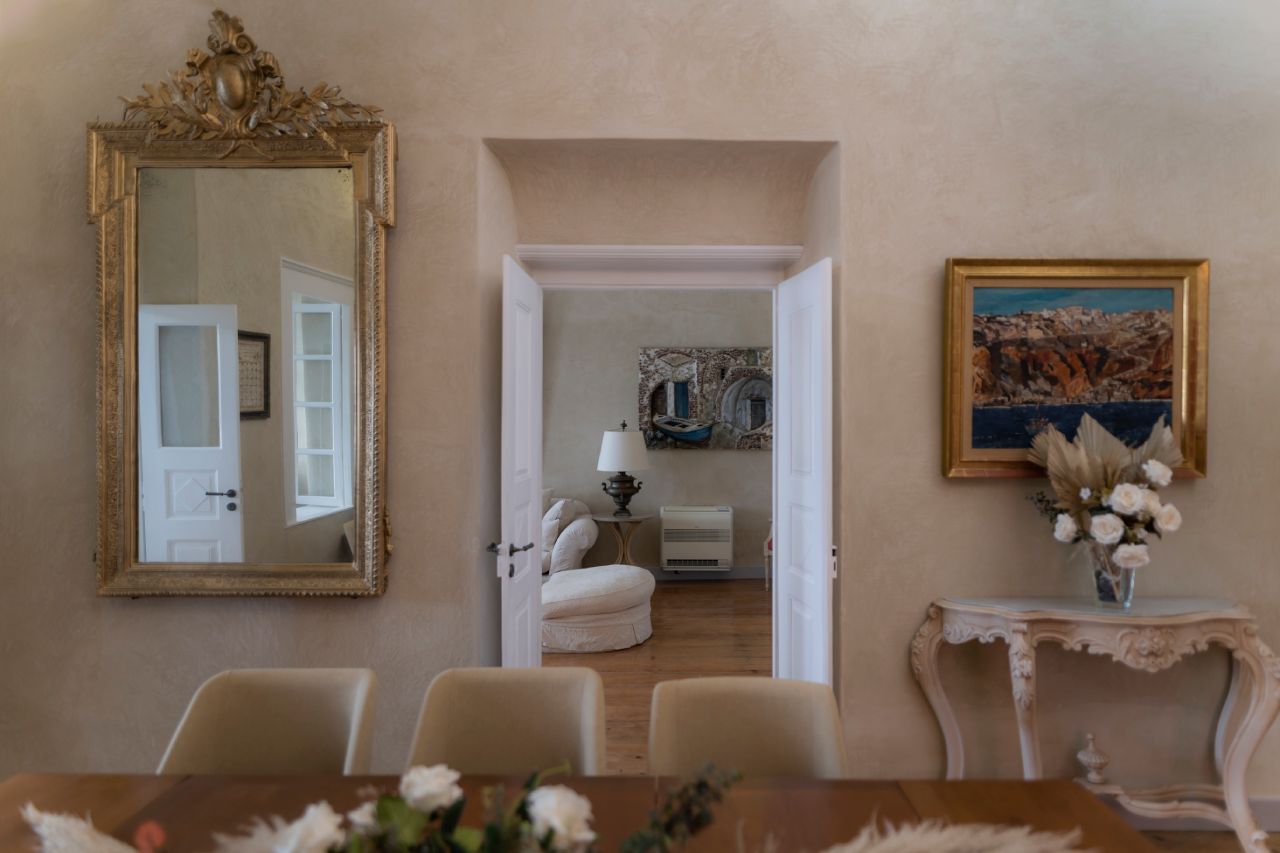 Oia Mansion - Luxurious Mansion rental in Santorini - Santorini Escape with Elegance