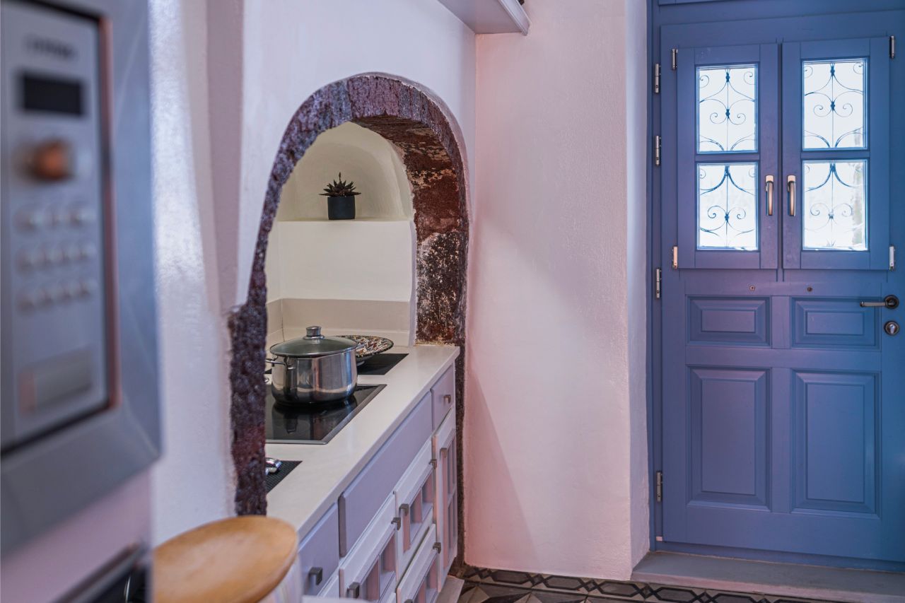 Oia Mansion - 4 Bedroom Luxurious Mansion rental in Santorini - Fully Equipped Kitchen