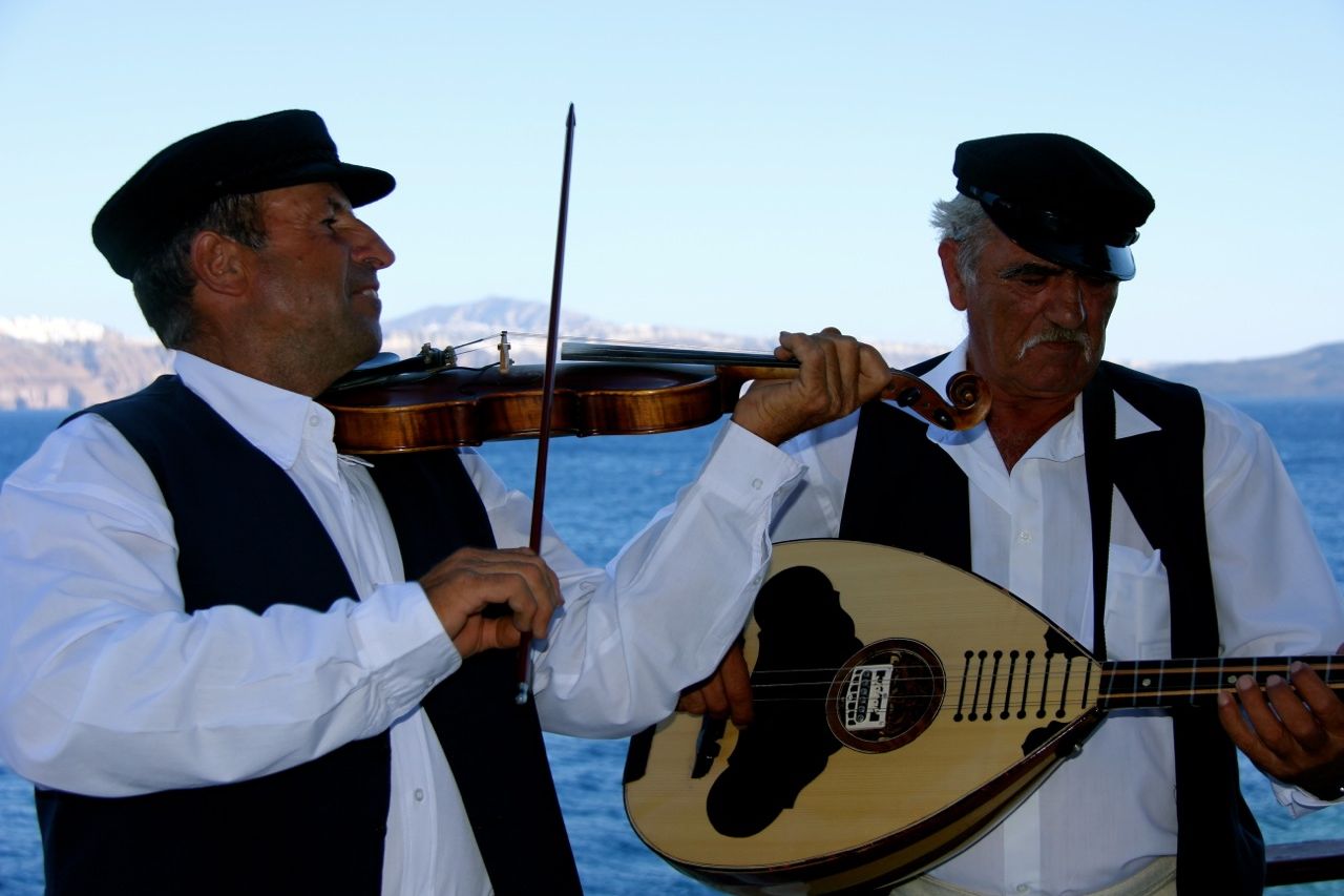 Oia Mansion - Luxurious Mansion Rental in Santorini - St. Nicholas Wedding