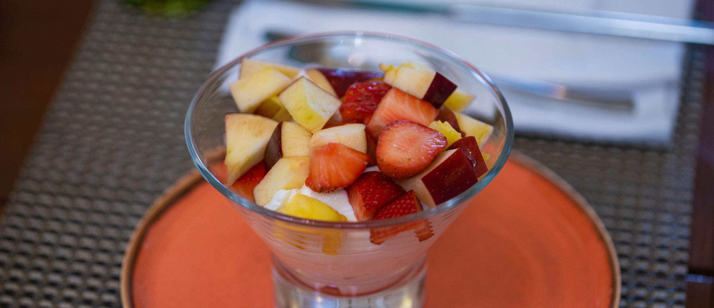 Oia Mansion - Luxurious 4 Bedroom Mansion Rental in Santorini - Eatting Delicious Breakfast Oia Mansion - Luxurious 4 Bedroom Mansion Rental in Santorini - Eatting Delicious Breakfast